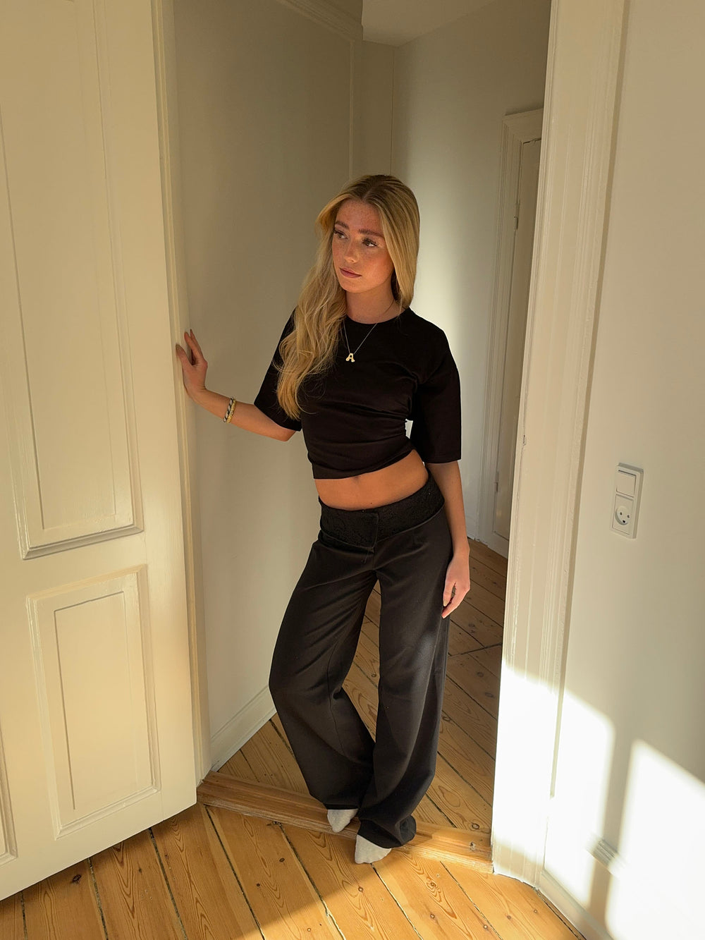 Conida figursyet t-shirt med bånd - Sort
