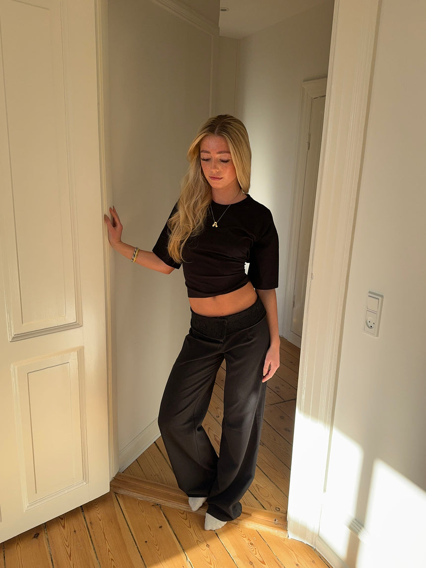Conida figursyet t-shirt med bånd - Sort