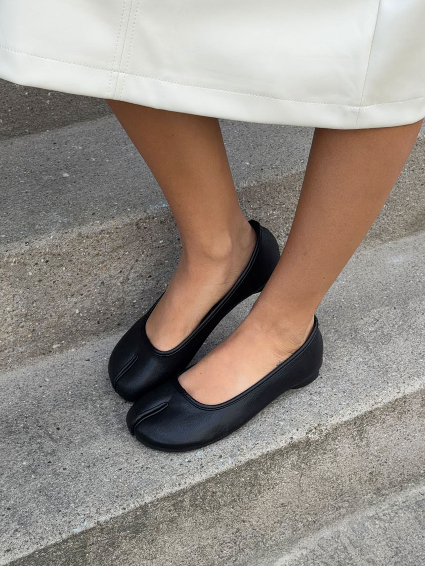 Tuvina split toe ballerina - Sort