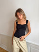 Mandaline tanktop med blondedetalje - Sort