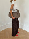 Henry taske med nitter - Taupe
