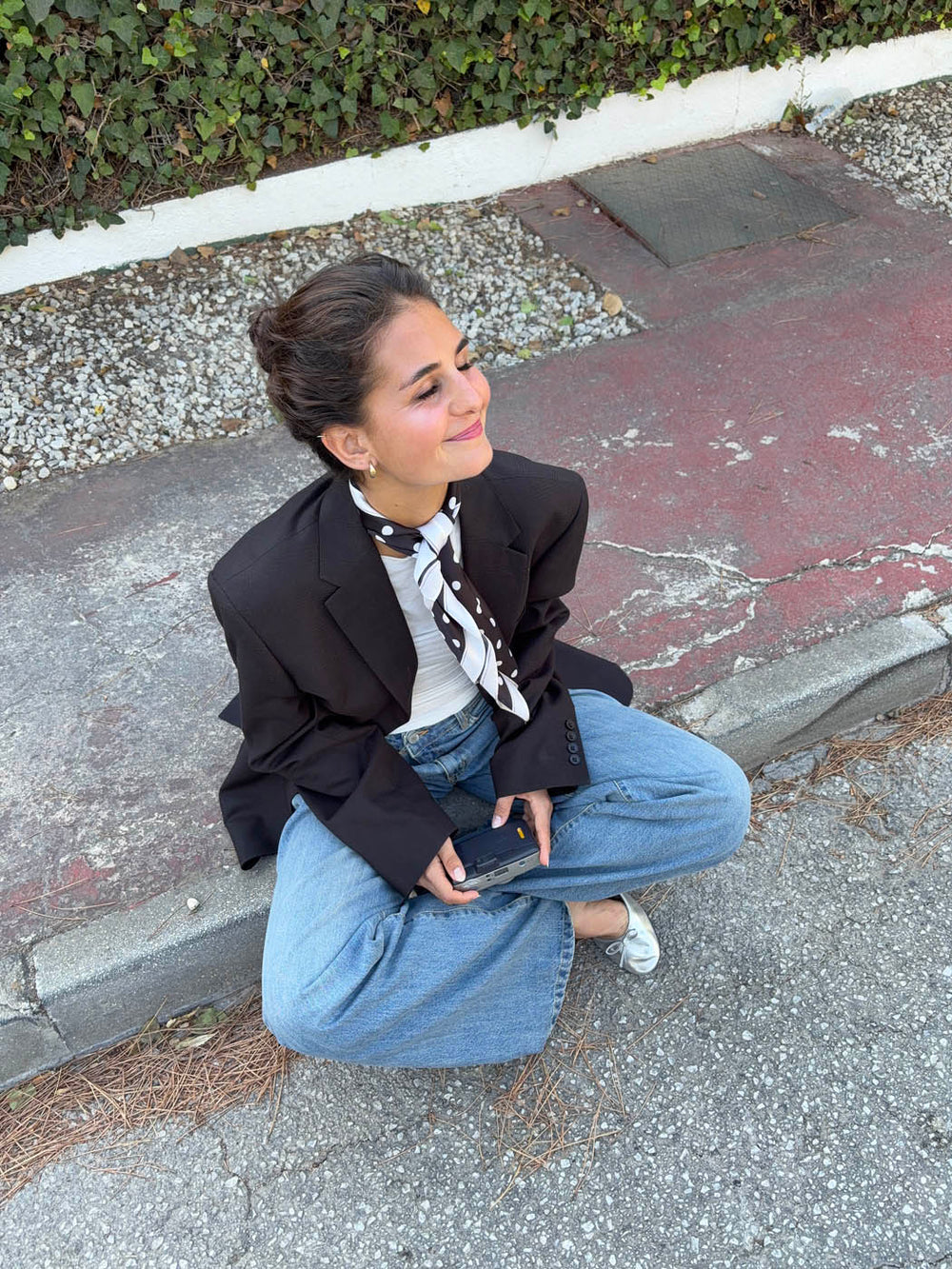 Tørklæde med polkaprikker - Sort/hvid