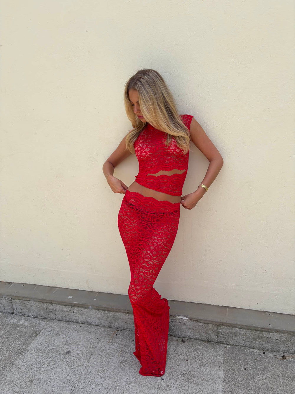 Marisol nederdel i blonde - Rød