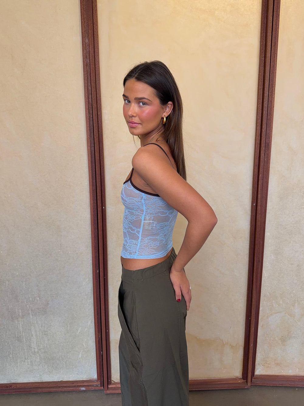 Nadja top med blonder - Blå/brun