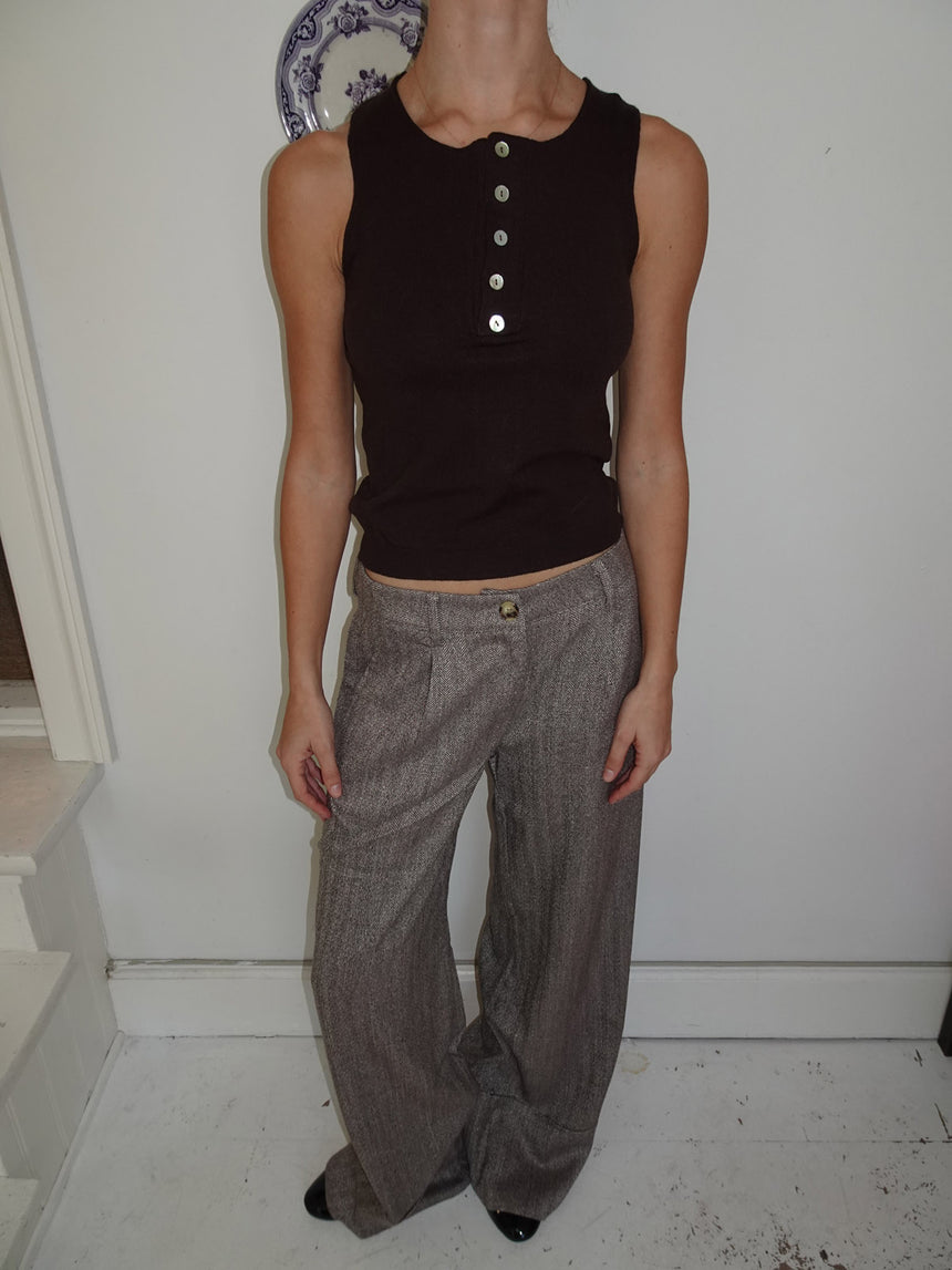 Dilly top med knapper - Brun