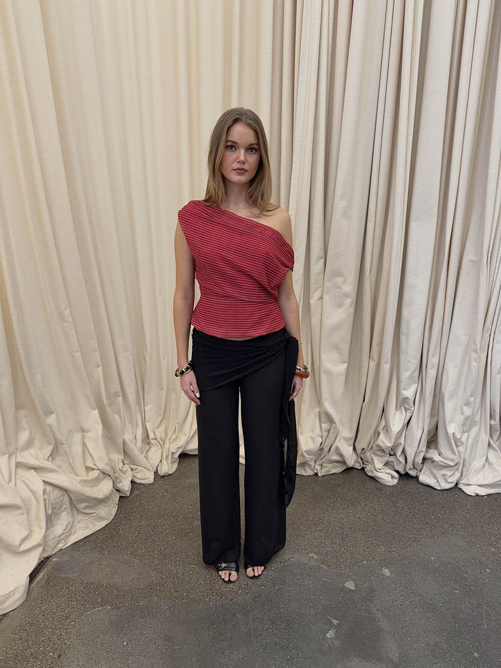 Lily top med striber - rød/bordeaux