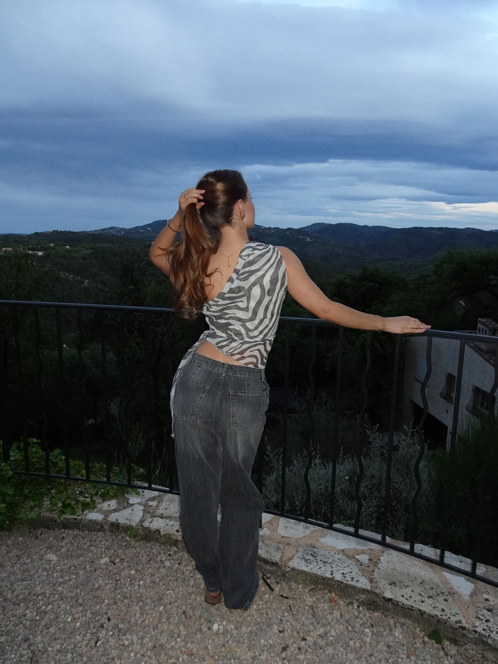 Orlane one shoulder top med zebra print - Sort/hvid