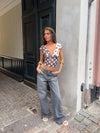 Nickeline v-neck top med polka prikker - Brun/off white