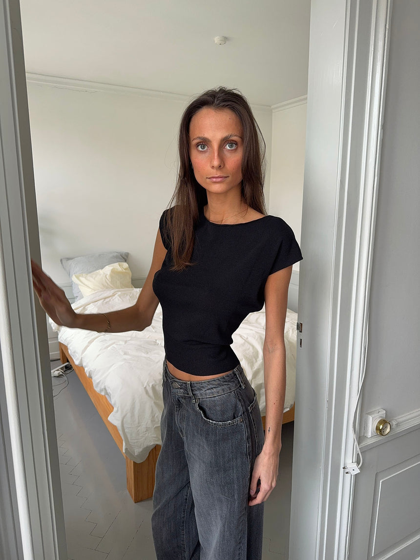 Lilu figursyet top - Sort