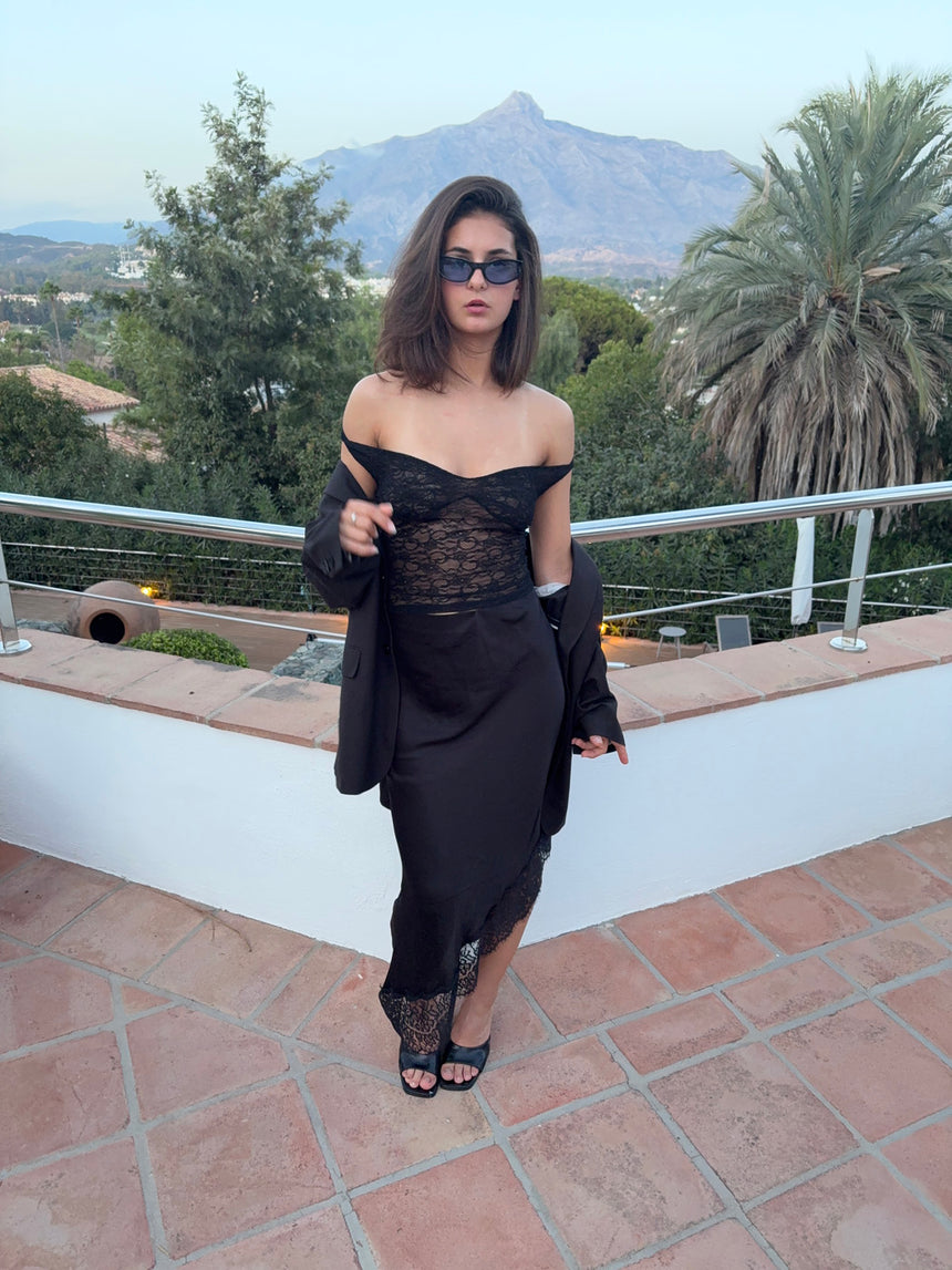 Nicoline off shoulder top i blonde - Sort