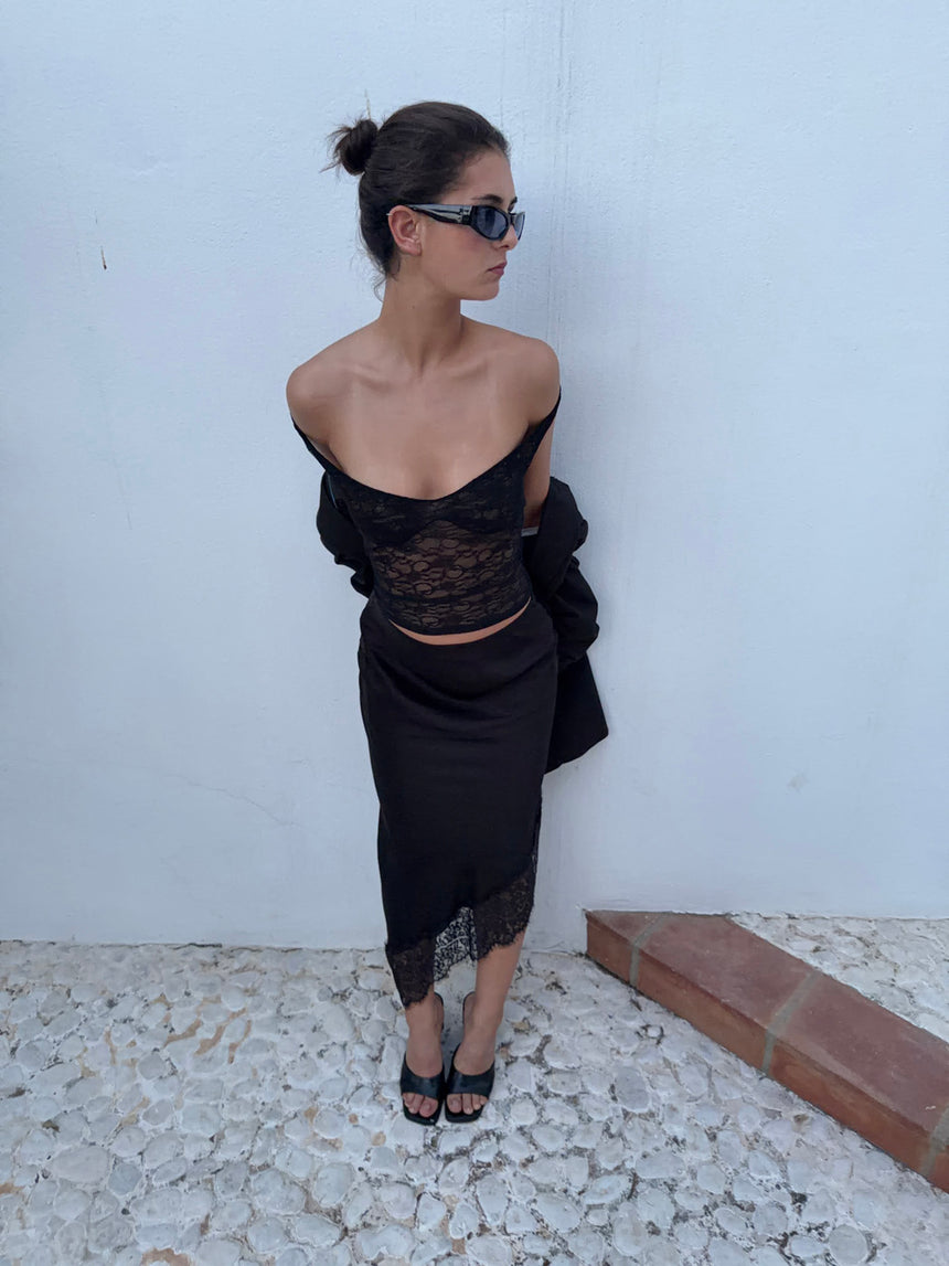 Nicoline off shoulder top i blonde - Sort