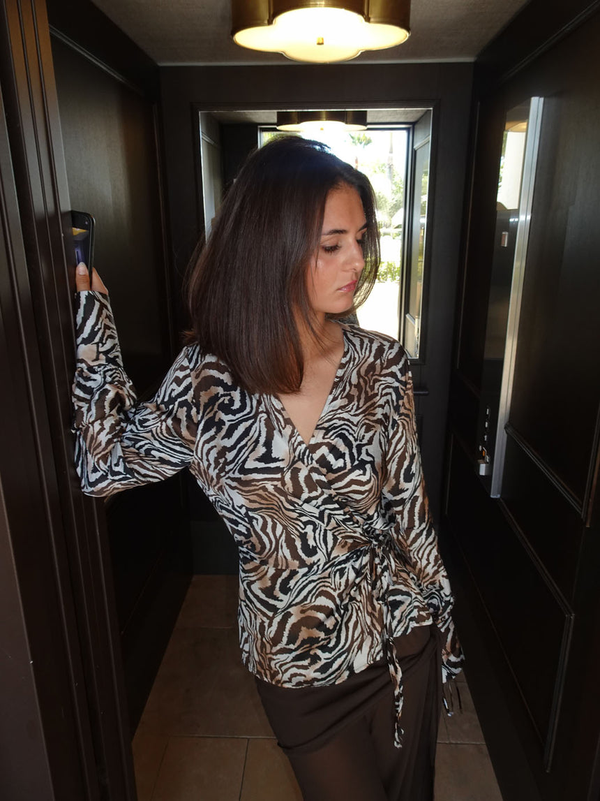 Zebriana bluse med zebra print - Brun/hvid/sort