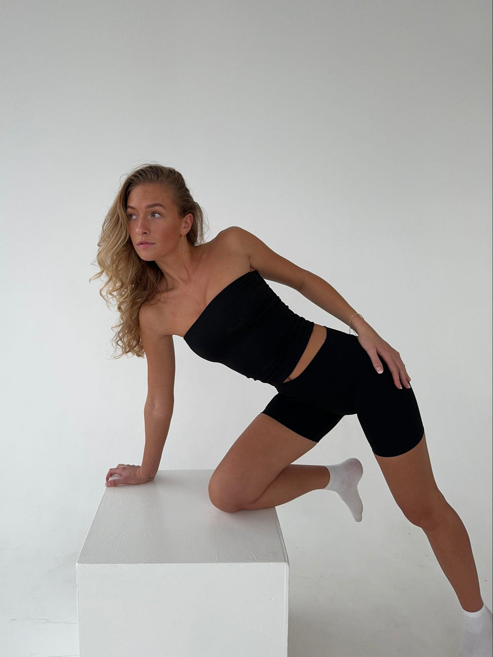 Core tube top - Jet Black