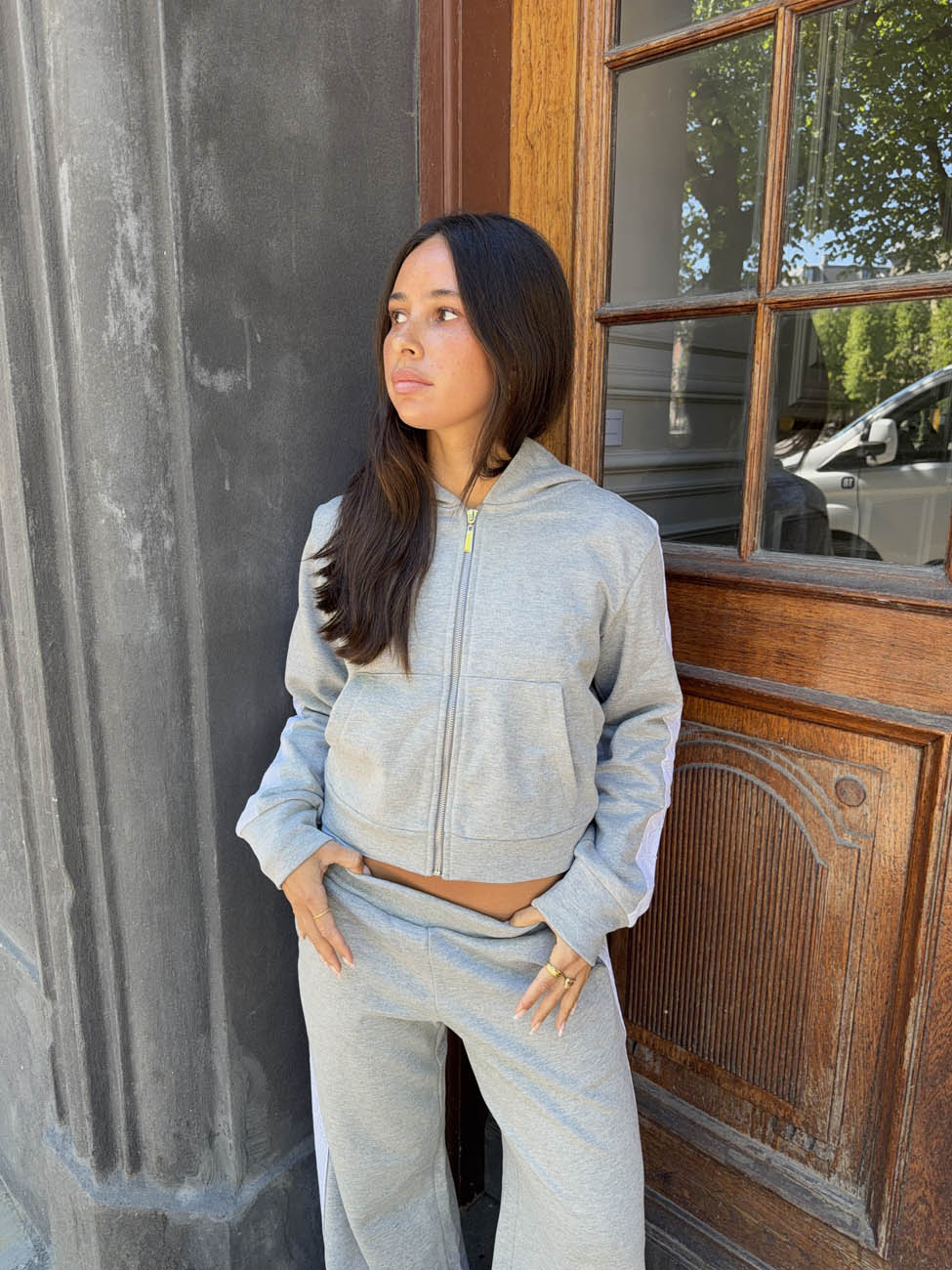 Oba zip hoodie med blonder - Grå/hvid