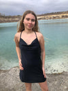 Karma satin kjole - Sort
