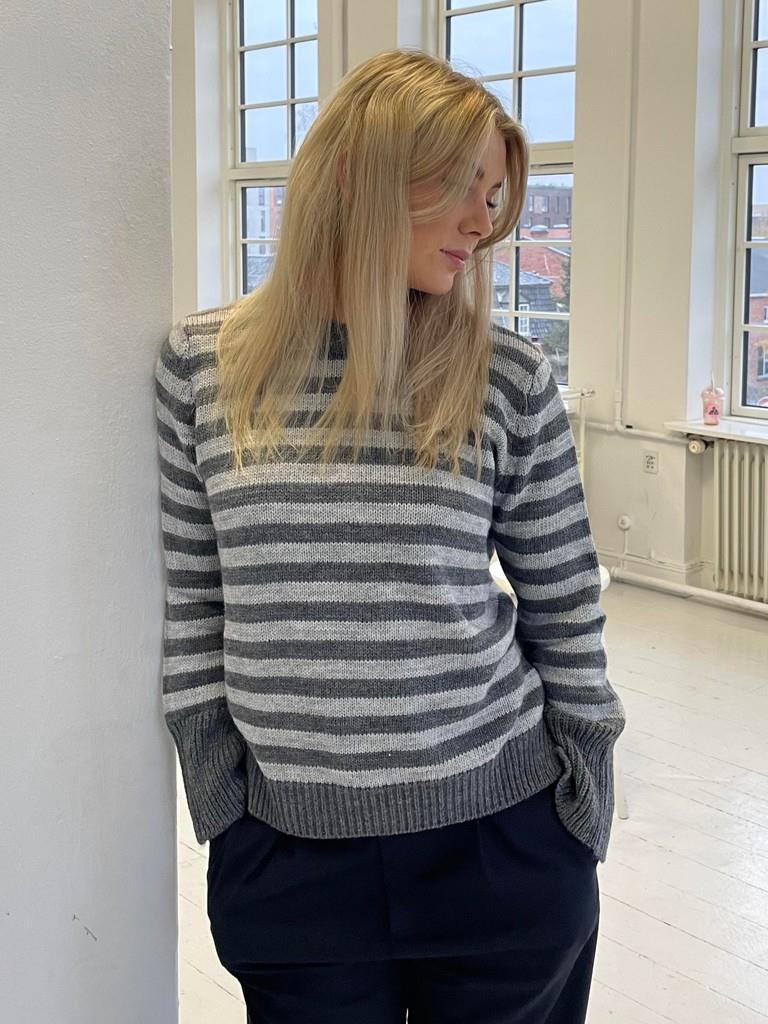 Paulina striktrøje - lysegrå/mørkegrå