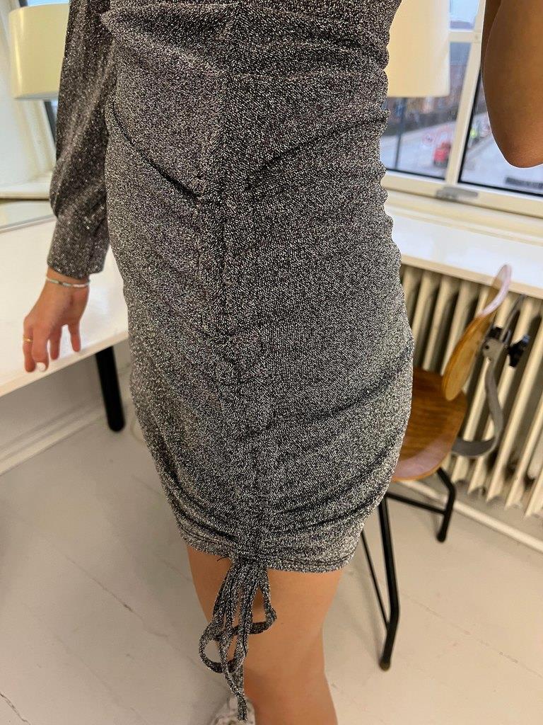 Kalina one shoulder kjole - sølv