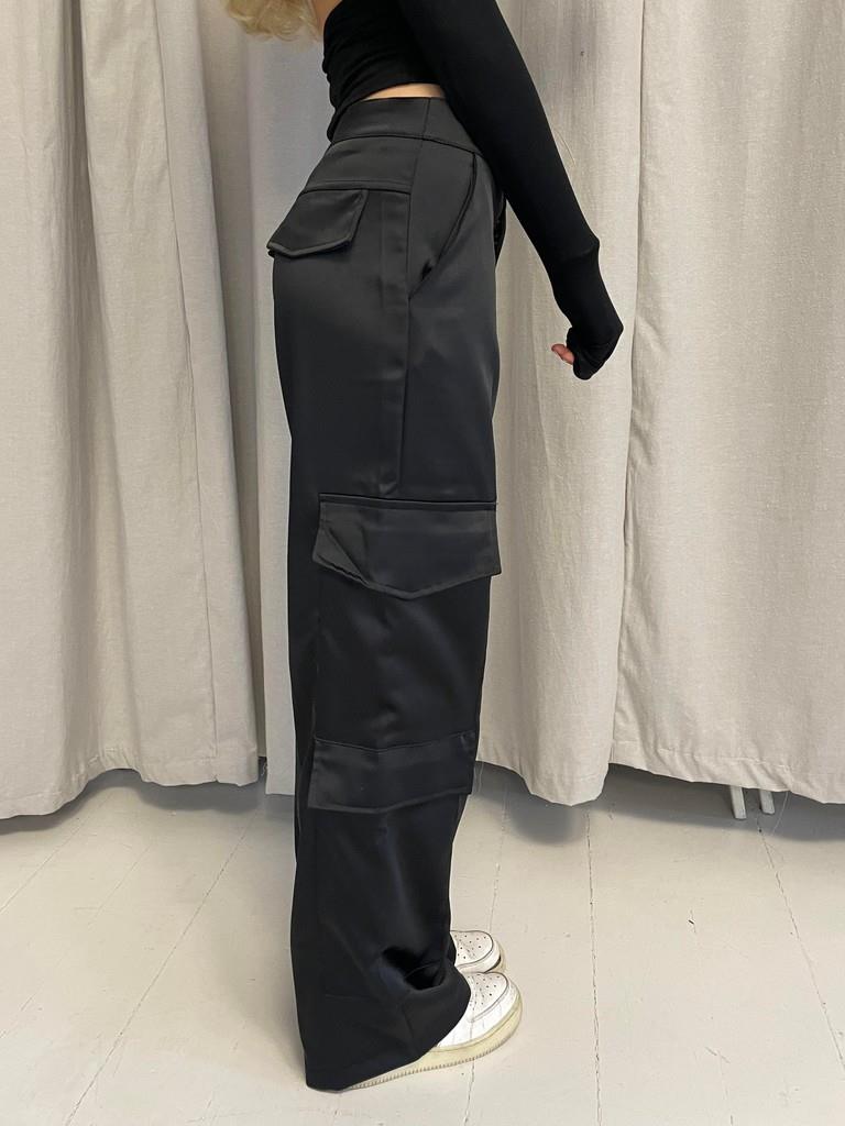Fauna satin cargo bukser - Sort