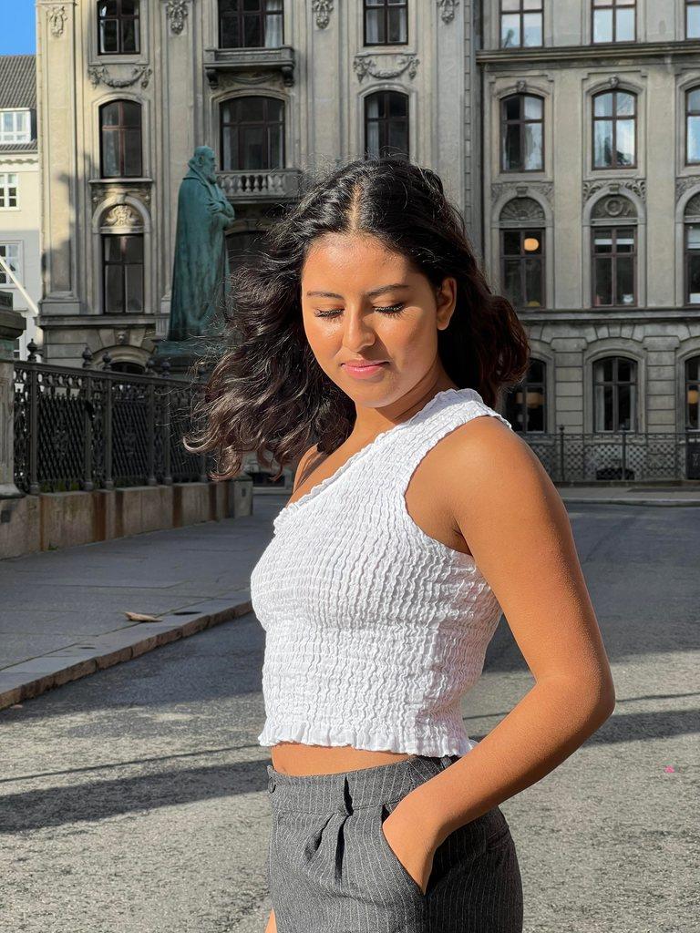 Ditte one shoulder top - hvid