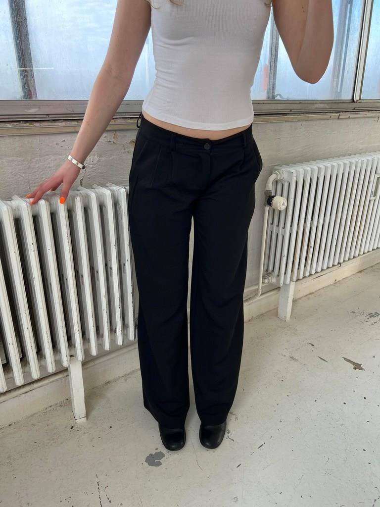 Anna Olympia wide leg suit pants - Sort