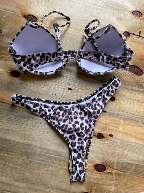Giselle bikini leopard