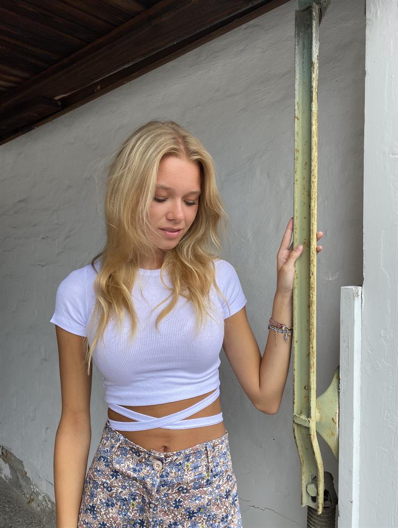 Peddey crop t-shirt med bindebånd hvid