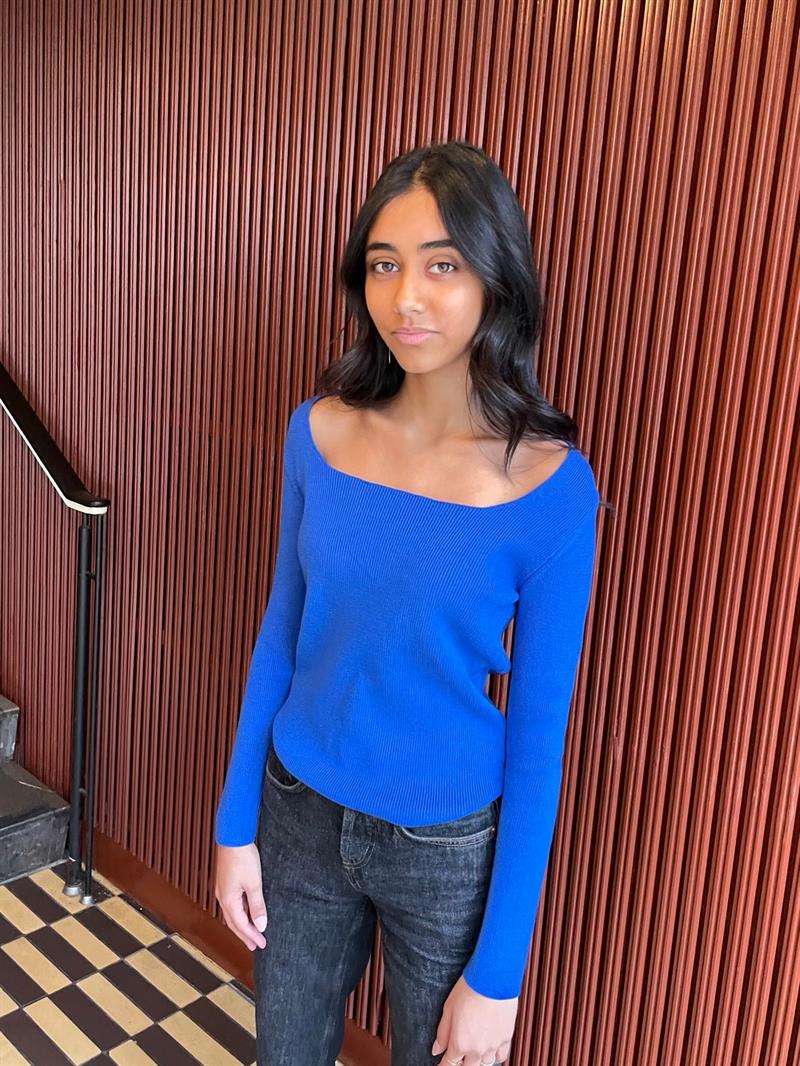 Matilde W - strik bluse blå