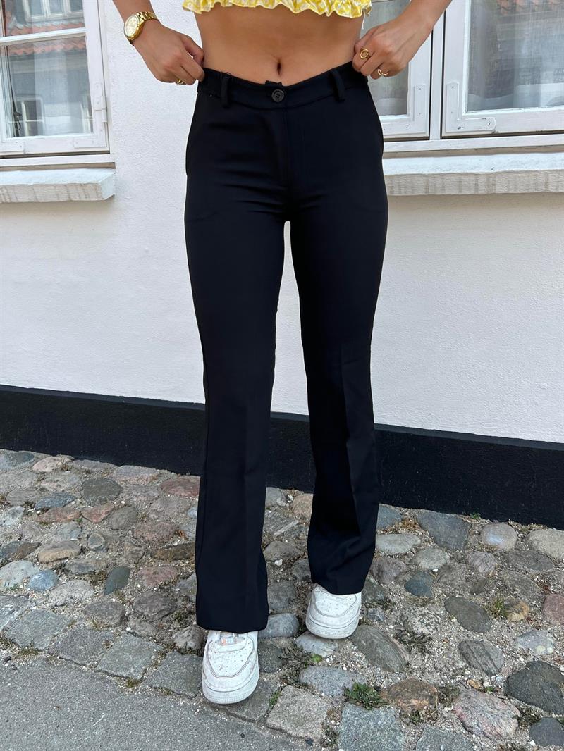 Flare bukser sort med lommer Designbysi ApS
